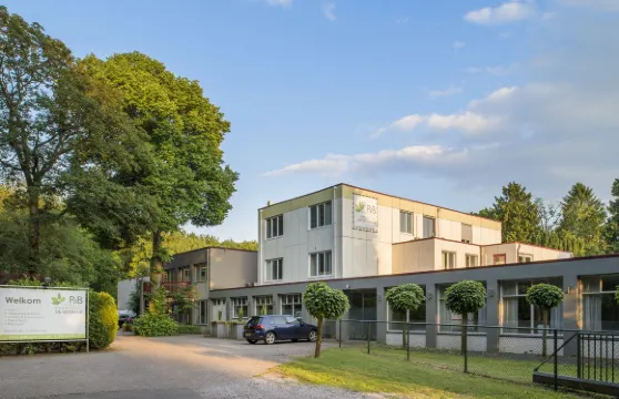 德博瑟朗公園酒店