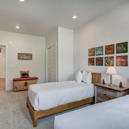 Brand New Clear Water Lofts - 2Br Premier Condo - Kids Ski Free! Condo