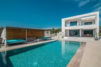 Antonia Villa - Luxurious Serenity with Private Pool, by ZanteWize -  Casas de vacaciones