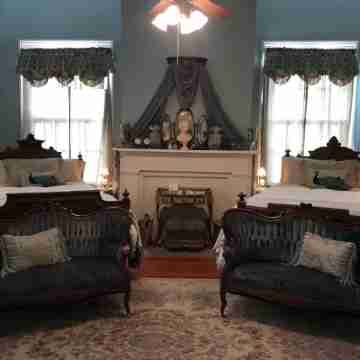 Shadowlawn Bed and Breakfast Rooms