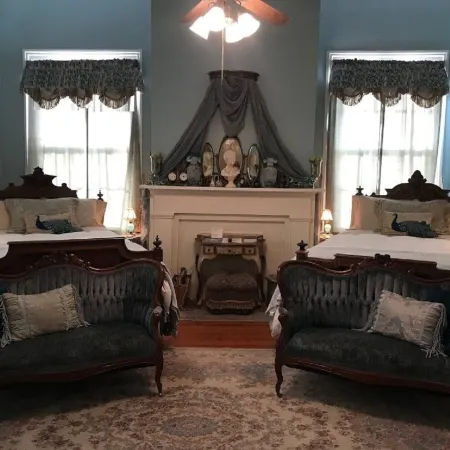 Shadowlawn Bed and Breakfast