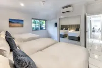 Blue Water Views 16 - 3 Bedroom Penthouse with Ocean Views