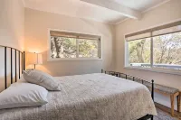 Stunning Lake Arrowhead Cabin w/ Lake Views! - 3-Star