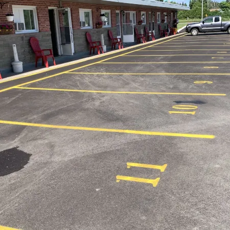 Trunk Road Motel