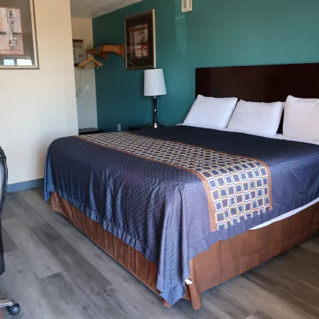 Budget Inn