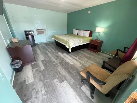 Lamplighter Inn Отели в г. Алпайн