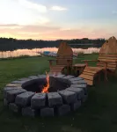 Cozy 2-bedroom cabin between Levering and Cheboygan on Lancaster Lake