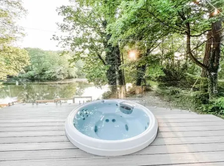 Boho New Jersey lake house 1 hour from NYC Отели в г. Джефферсон