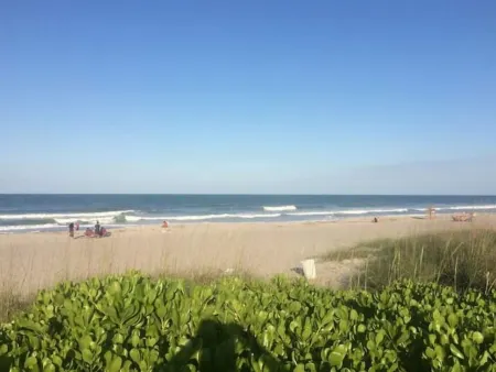 Luxury Condo by the Beach