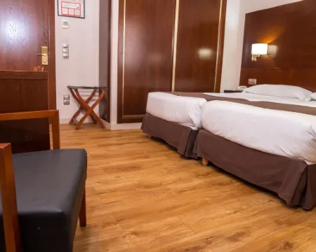Ramon Berenguer IV Hotels in Lleida