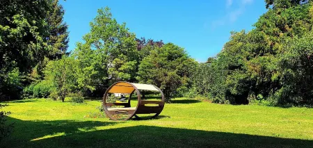 Romantik Hotel Johanniter-Kreuz Отели в г. Пфуллендорф