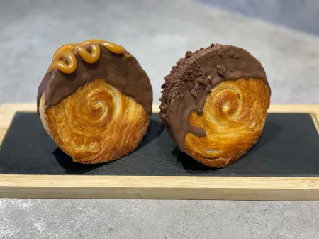 Auberge d'Anjou-Sūrya Café Отели в г. Батерст