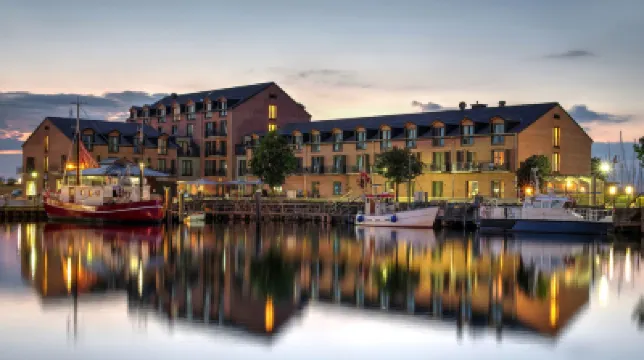 Hafenhotel Meereszeiten Hotels in der Nähe von Kaufhaus Martin Stolz GmbH