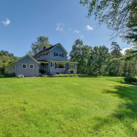 Rustic Bainbridge Retreat w/ Spacious Yard!