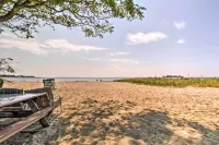 Beachfront Connecticut Retreat w/ Views! - parking