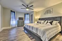 Walk to Niagara Falls! Family Home w/ Yard