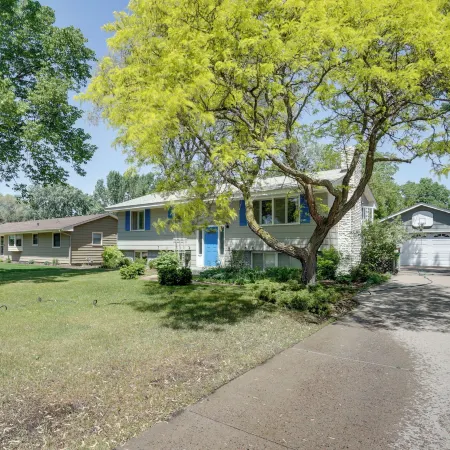 Pet-Friendly Minneapolis Apt Near Shops and Dining!