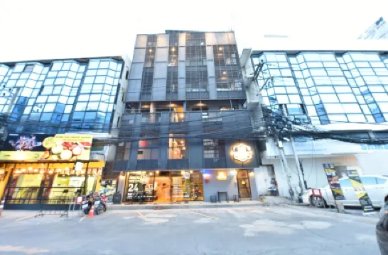 248 ストリート ホステル