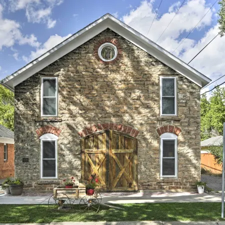 Historic Laramie Condo - 3 Blocks to Downtown and UW