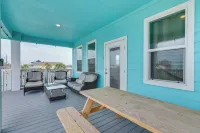 Furnished Deck + Ocean Views: Surfside Beach Home - Pet friendly