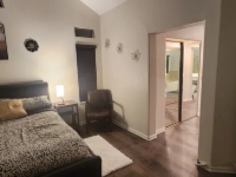 Cse Property Group Hotels in Simi Valley