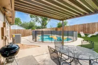 Game Room and Patio Family Home in the Colony!
