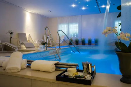 Turin Palace Hotel Отели рядом с достопримечательностью «Santa Maria di Piazza»