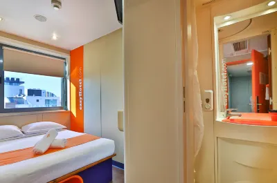 EasyHotel Sofia Hotels near Central Synagogue of Sofia