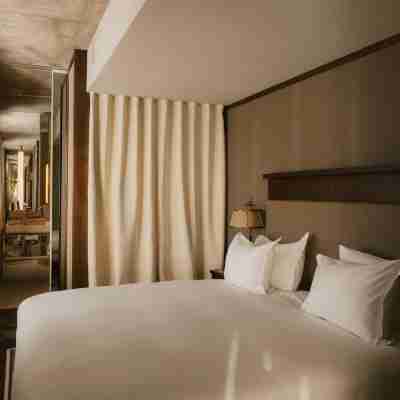 Maison Heler Metz, Curio Collection By Hilton Rooms