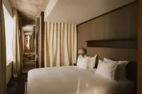 Maison Heler Metz, Curio Collection by Hilton Hotel di Maizery