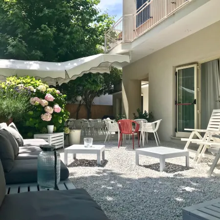 Petit Hotel