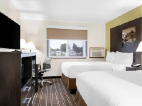 Super 8 by Wyndham la Crosse Hotels in La Crosse