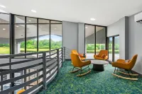 Spark by Hilton Lexington Hamburg - parking