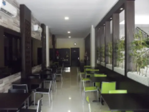 Manado Inn Hotel Hotels in North Wenang