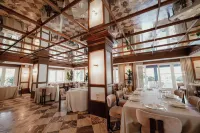Flower Hotel & Resort - Boutique