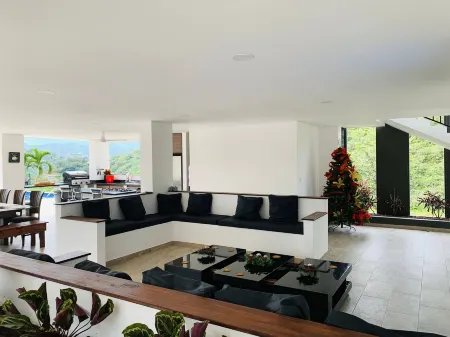 Archi Villa Sopetran Отели в г. Sopetran