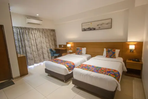 Monarch Express Chakan Hotels in Chakan