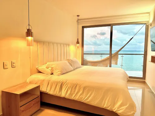 칼라마리 홈즈 바이 - 알타마르 빌딩