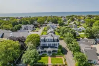 Luxury Beach Access and Elegant Design - Stunning Sea Captain's Haven Hotels in Harwich Port