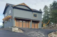 House on the Hill – Your Perfect Getaway in Hill City, South Dakota