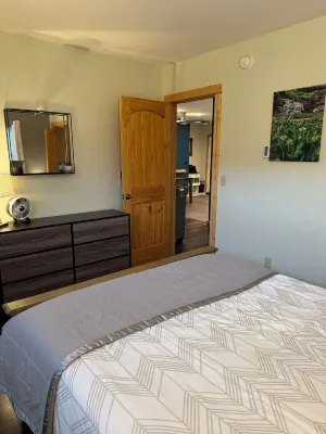 Cozy condo close to town with amazing views and trail access!