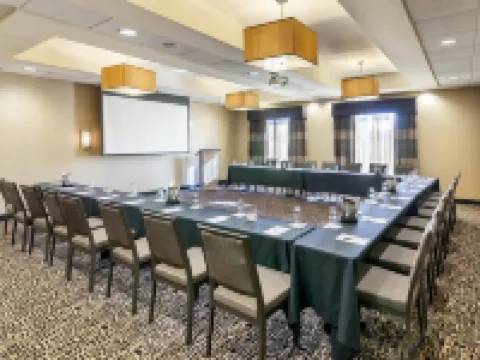 Cambria Hotel Pittsburgh - Downtown Hotels in Pittsburgh