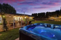 Hummingbird Haven by Avantstay Dog-friendly, Near the Beach, Huge Yard+hot Tub Hotel a Santa Barbara County