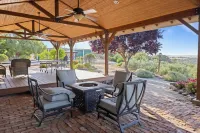 Olive Ranch by AvantStay Enjoy Sunsets over the Valley 4.5 Acre Ranch Home