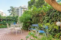 Casa Sole Luna con giardino by Wonderful Italy Hotel in zona Intimissimi Uomo