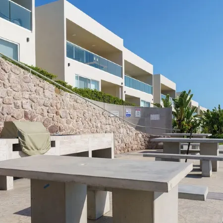 6th-Floor Oceanfront - Indoor Pools, Sauna, Beach