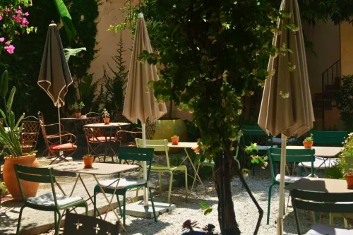 Can Abril Hotels in Orient