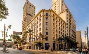 Kaza Noah Jacques Pilon Centro