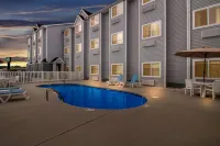 Quality Inn Shallotte Near Ocean Isle Beach - 2-Star