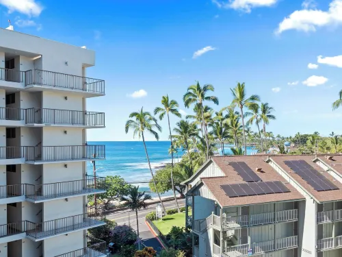 Kolu Honu Stunning Beachfront Condo for 2!